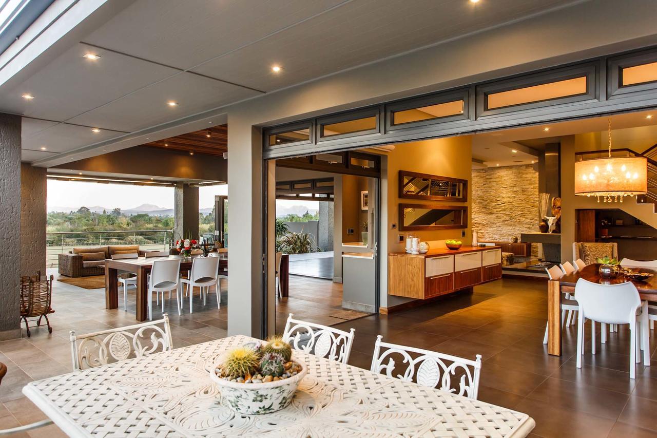 Sonas Boutique Guest House Oudtshoorn Extérieur photo